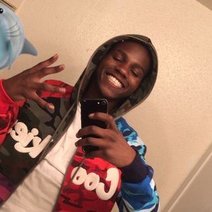 Meet your Posher, Zach